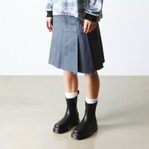 Dr. Martens Amaayah Lo - BRAND NEW IN BOX